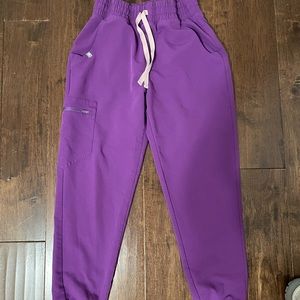 FIGS joggers high waisted